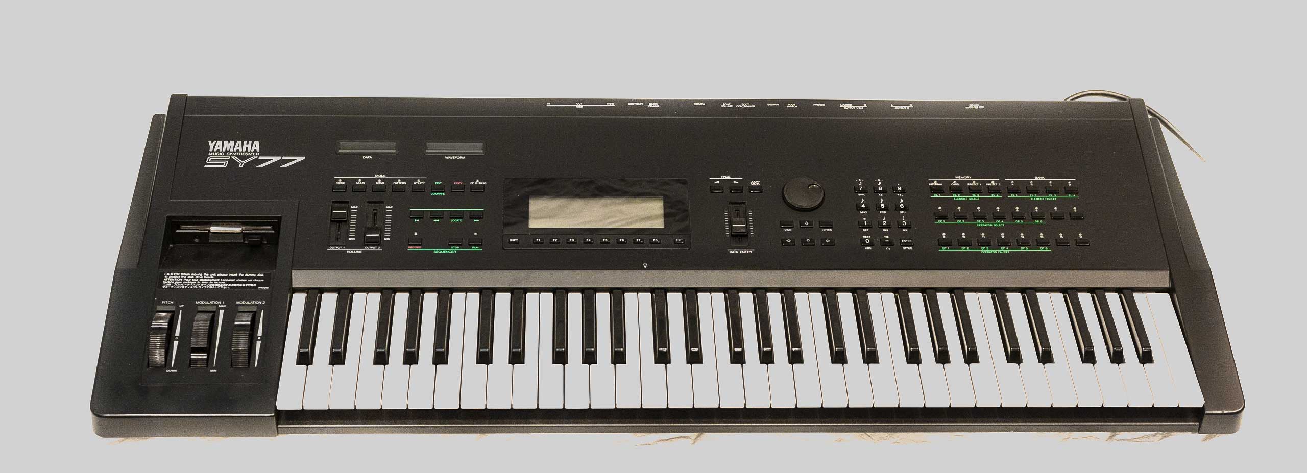 Yamaha SY77 front panel